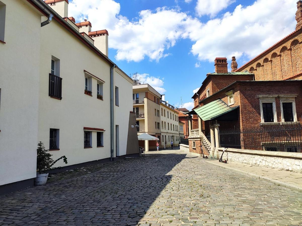 Krakow Jacuzzi Apartment Екстериор снимка
